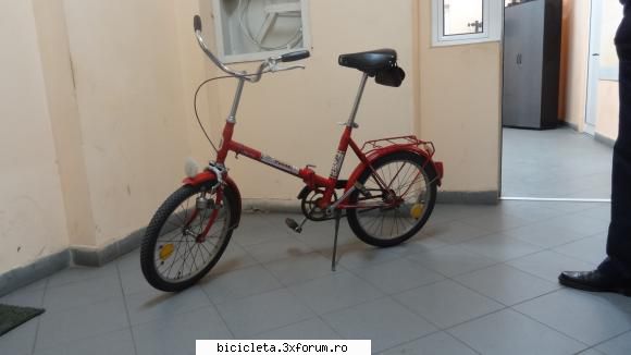 pegas practic roşu l-am postat şi biciclete, sub formă poveste. că l-am mult