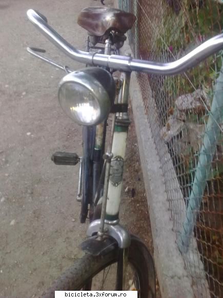mai sigur e din 1956,are seria   956083 :rolleyes: bicicleta  diamant 1960