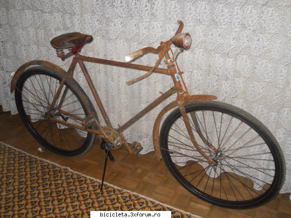 hmm , .. nu prea seamana cu tohan-ul  =d     :rotfl:  :rotfl: carpati 1965