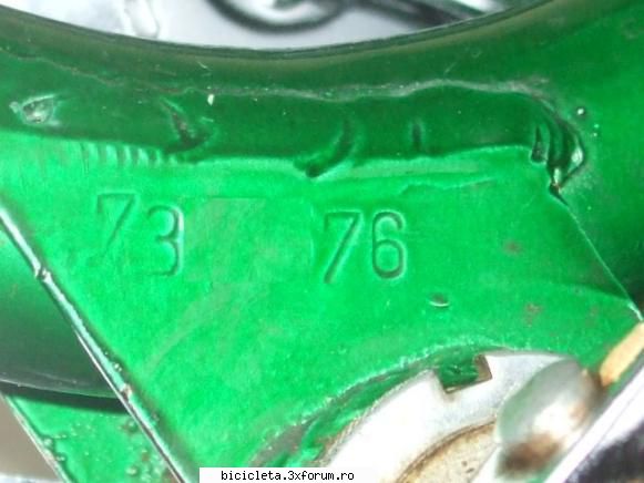 un exemplu de la un pegas 73 si 76 mai sunt trei care este anul de 1973 sau 1976?

  serii de