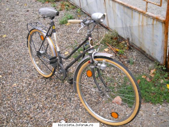 o bicicleta foarte frumoasa de vanzare. 
orion se cheama, n-am mai auzit niciodata. este pe 26 anii