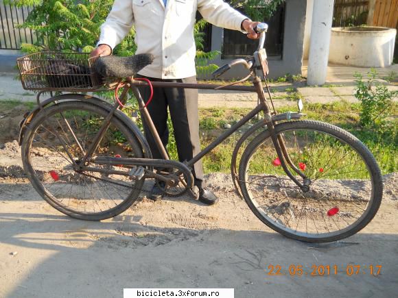 sa incep in ordine cu niste poze facute mai vanatoarea de biciclete