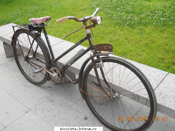 my ex... vanatoarea de biciclete