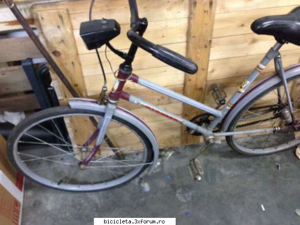 poze vand bicicleta pionier fabricata de velorom 1960